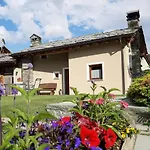 Guest house L'abreny